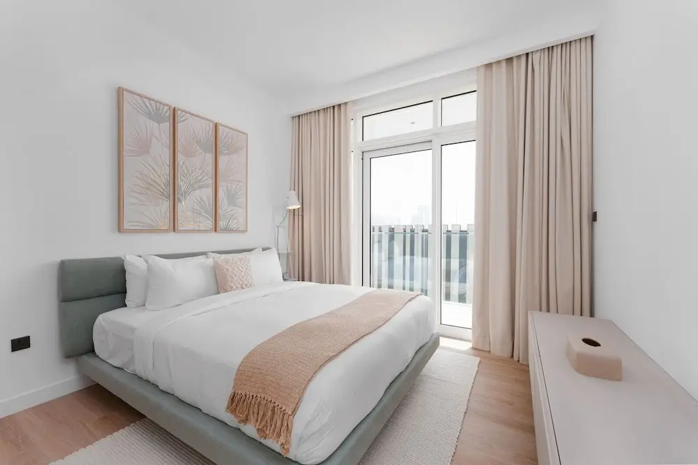 Дубай: Maison Privee - Deluxe 3BR Apt w/ Dubai Marina View and Beach Access