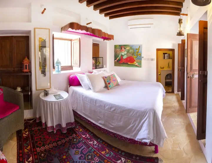 Дубай: XVA Art Hotel