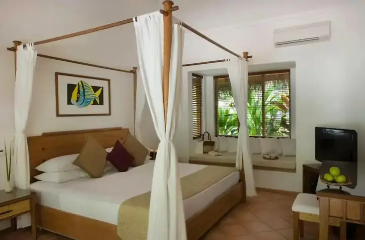 Атолл Алиф-Алиф: Niva Kuramathi Maldives