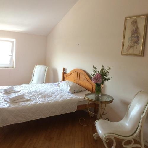 Тбилиси: Hostel One Two Three