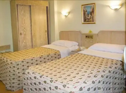 Луксор: emilio hotel