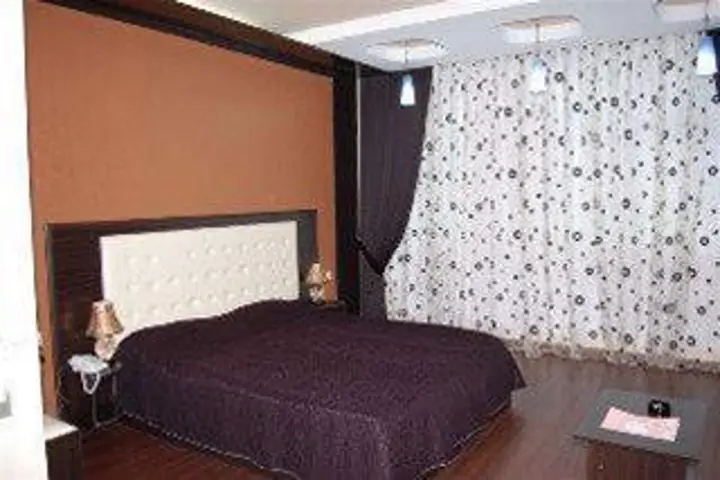 Сумгаит: Term Hotel