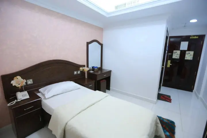 Дубай: Sun City International Hotel