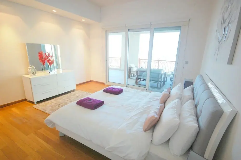 Дубай: Kennedy Towers - Marina Residences 2