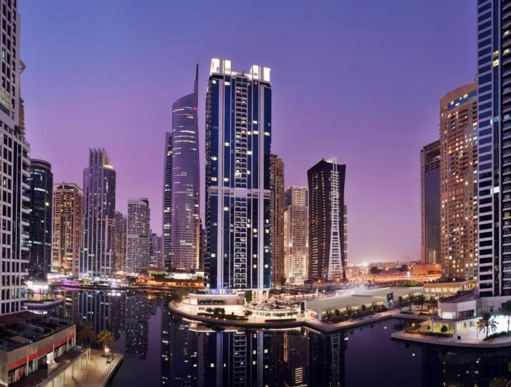 Mövenpick Jumeirah Lakes Towers Hotel — фото 1
