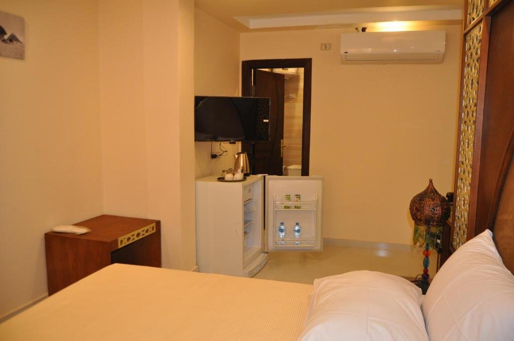 Гиза: Pyramids Sun Capital