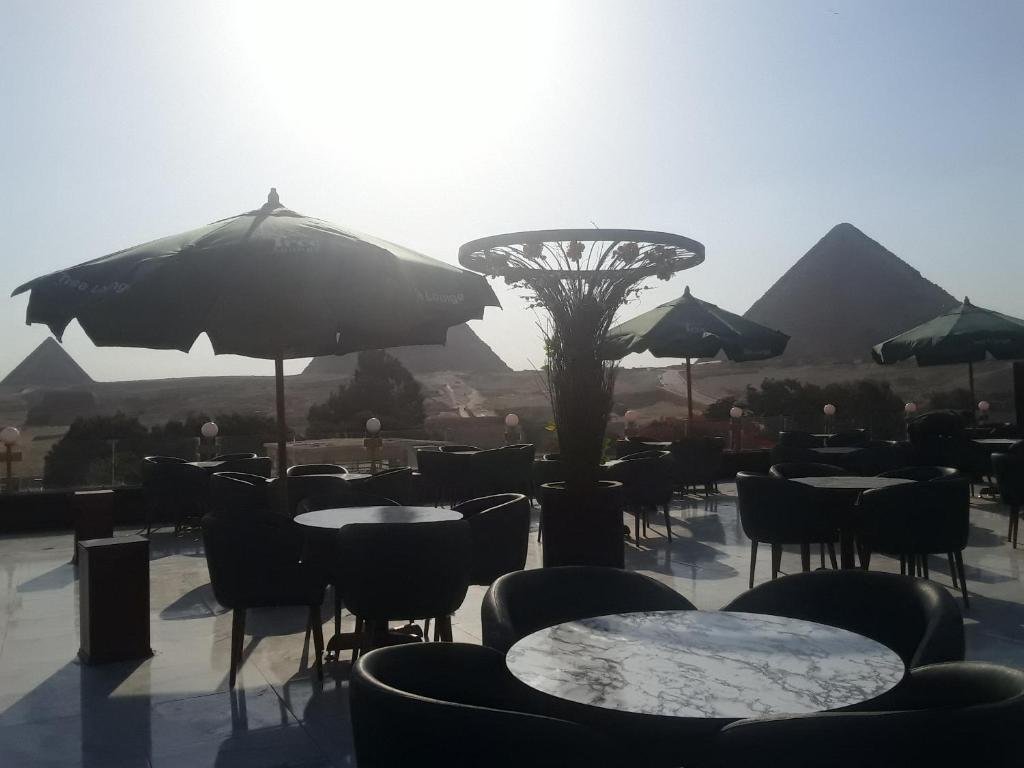 Гиза: Pyramids Sun Capital