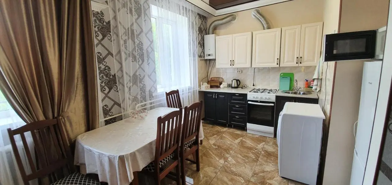 Кисловодск: Квартира в ЦЕНТРЕ Кисловодска