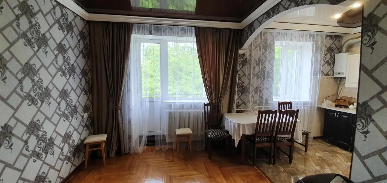 Кисловодск: Квартира в ЦЕНТРЕ Кисловодска