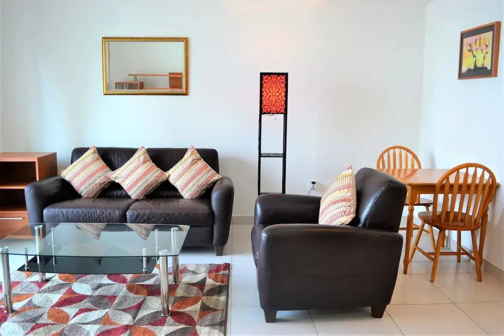 Дубай: Fully Furnished 1BR with Balcony & Marina View - MRVW