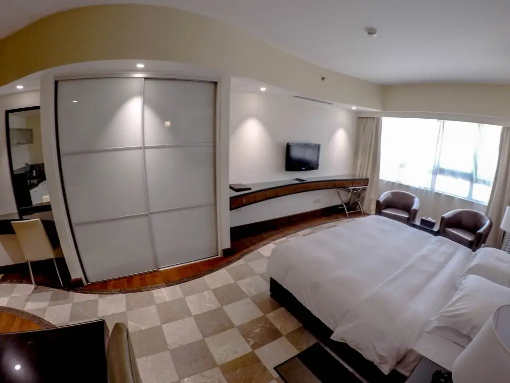 Дубай: Number One Tower Suites Dubai