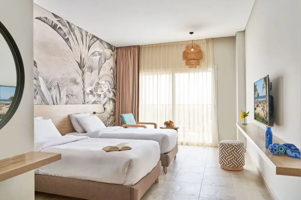 Three Corners Sunny Beach Resort — фото 1