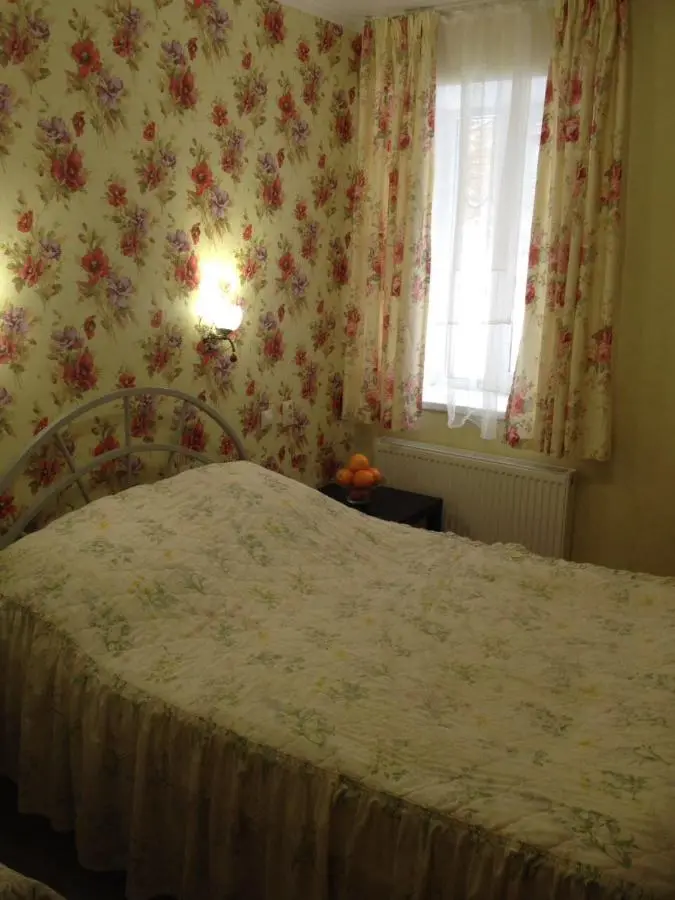 Кисловодск: Apartment on Krasnoarmeyskaya 9