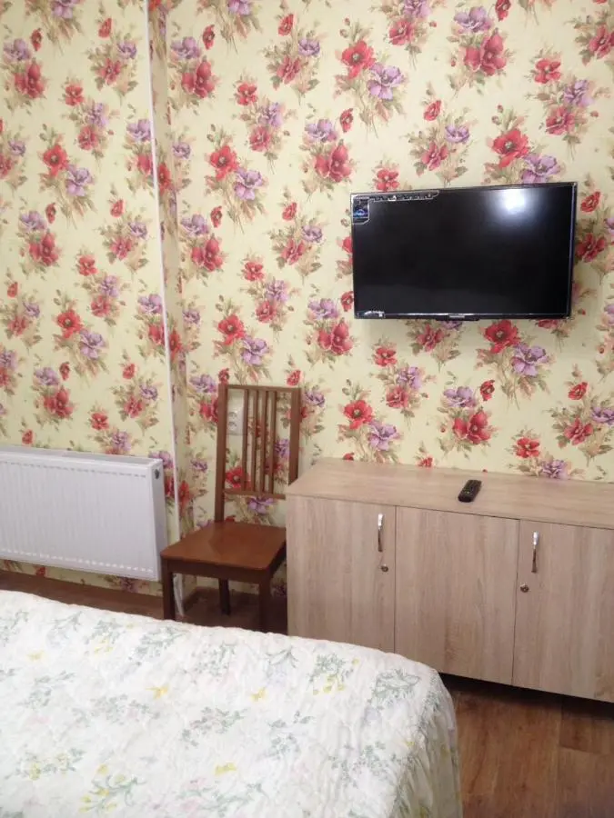 Кисловодск: Apartment on Krasnoarmeyskaya 9