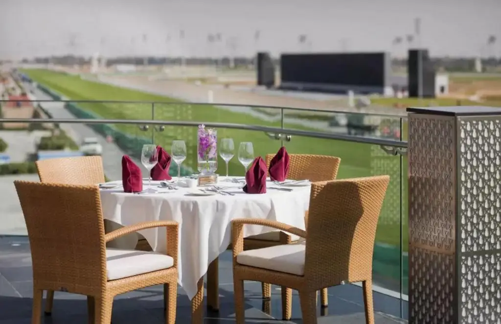 Дубай: Отель The Meydan Hotel Dubai