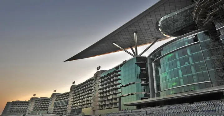 Дубай: Отель The Meydan Hotel Dubai