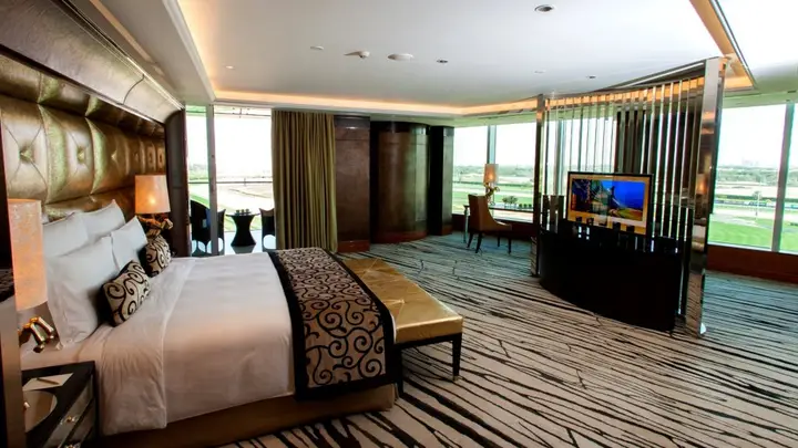 Дубай: Отель The Meydan Hotel Dubai
