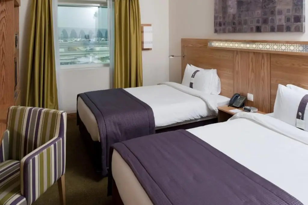 Дубай: Holiday Inn Express Dubai Airport an IHG Hotel