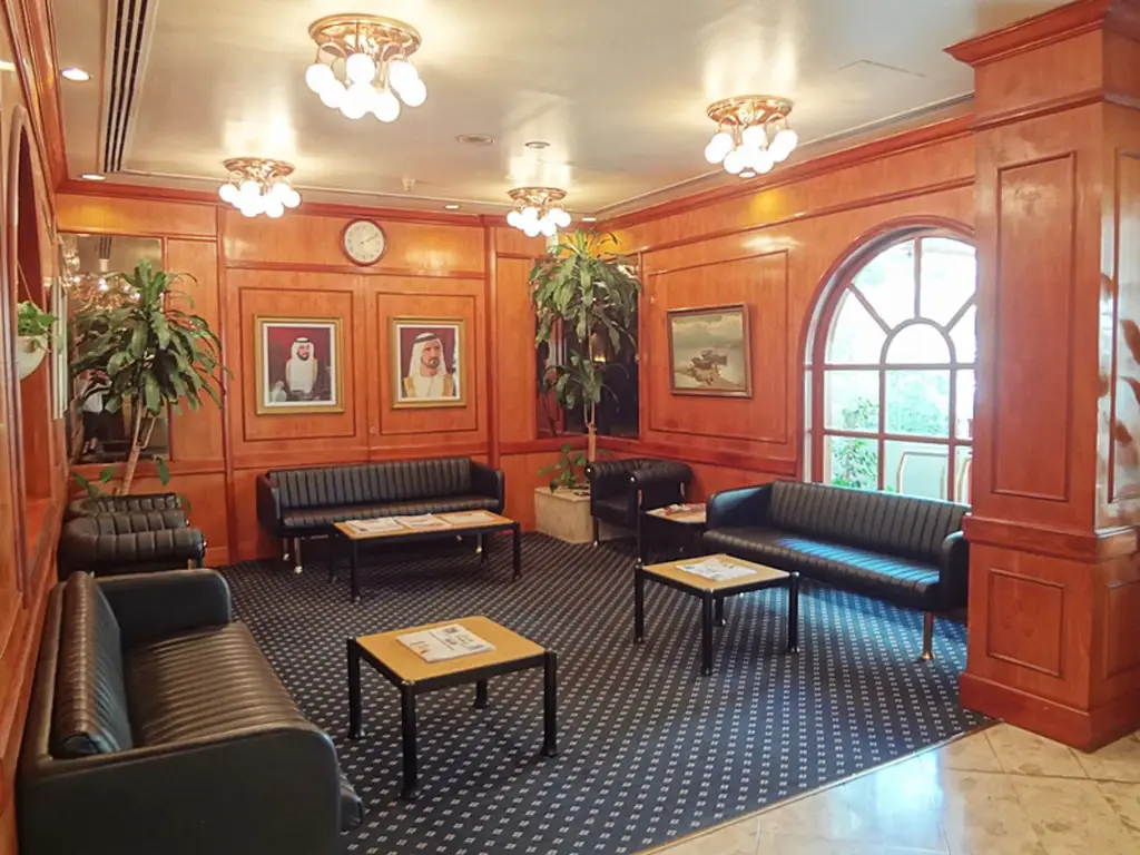 Дубай: Ambassador Hotel