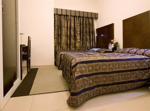 Дубай: Seven Sands Hotel Apartments