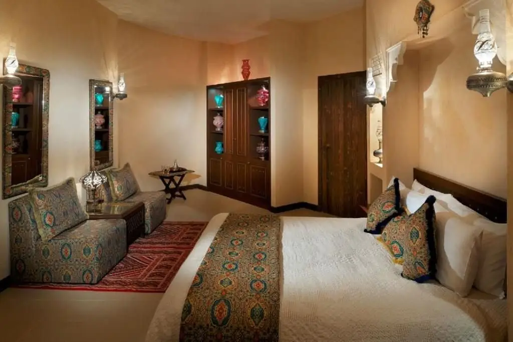 Аль-Хатим: Arabian Nights Village