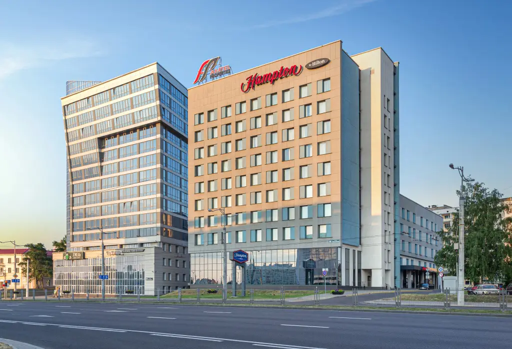 Отель Hampton by Hilton Minsk City Center — фото 1