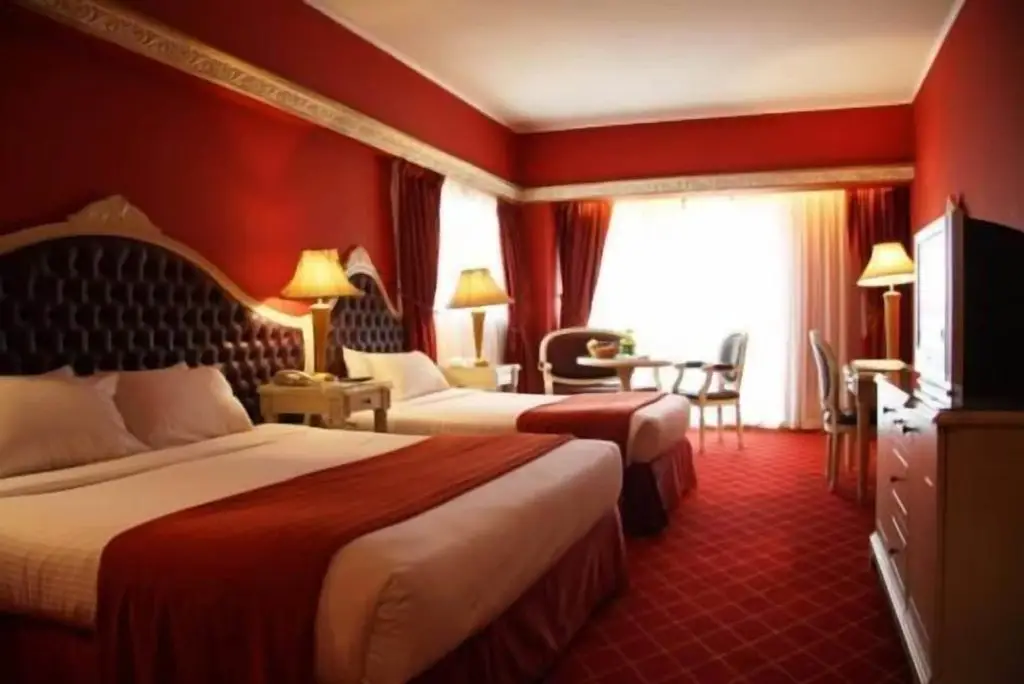 Дубай: Moscow Hotel