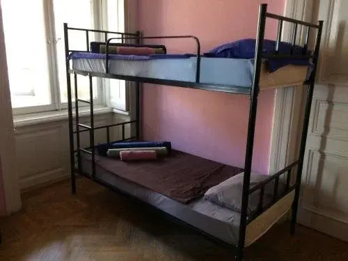 Тбилиси: Squirrel Hostel Tbilisi