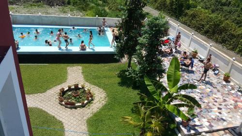 Уреки: Hotel Mirage