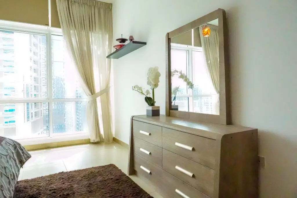 Дубай: Premium 1 BR with Partial Dubai Marina View
