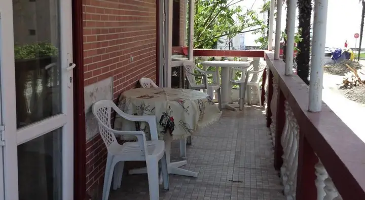 Кобулети: Guest House Caucasian Patio