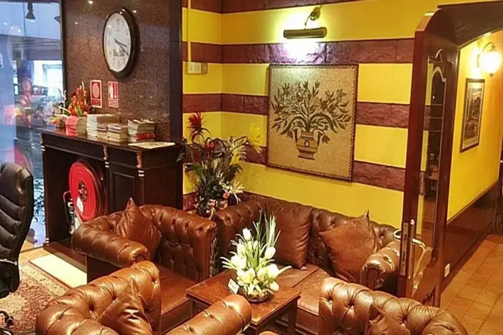 Дубай: Al Khaleej Palace Deira Hotel