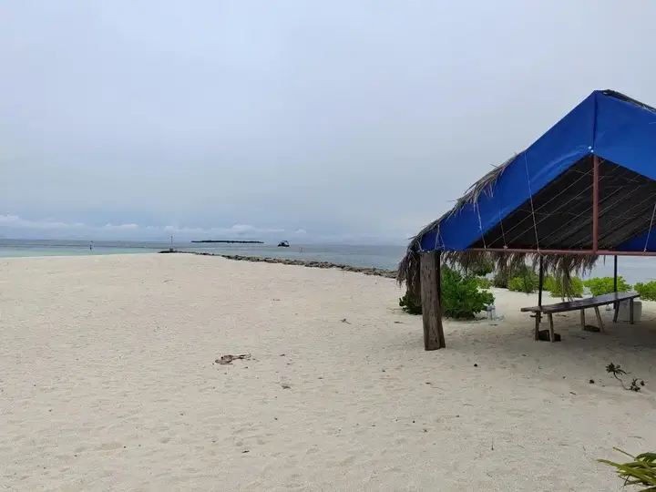 Атолл Баа: Vinavi in Thulhaadhoo