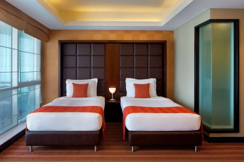 Дубай: Отель Radisson Blu Hotel, Dubai Media City