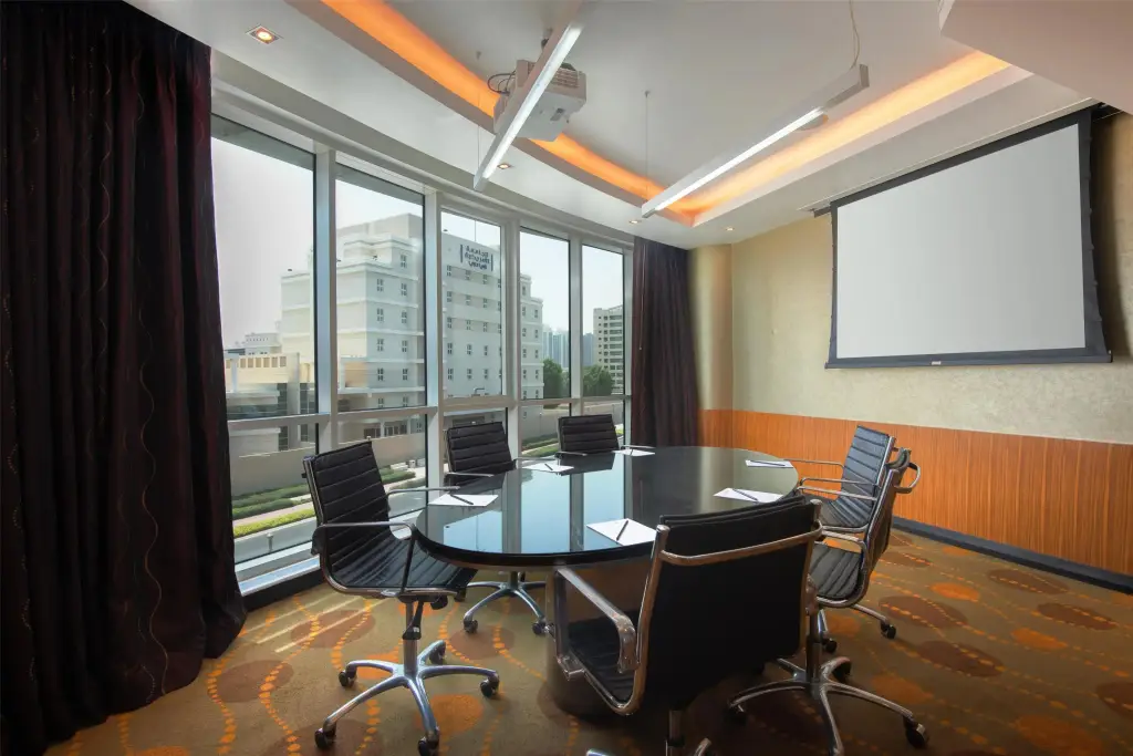 Дубай: Отель Radisson Blu Hotel, Dubai Media City