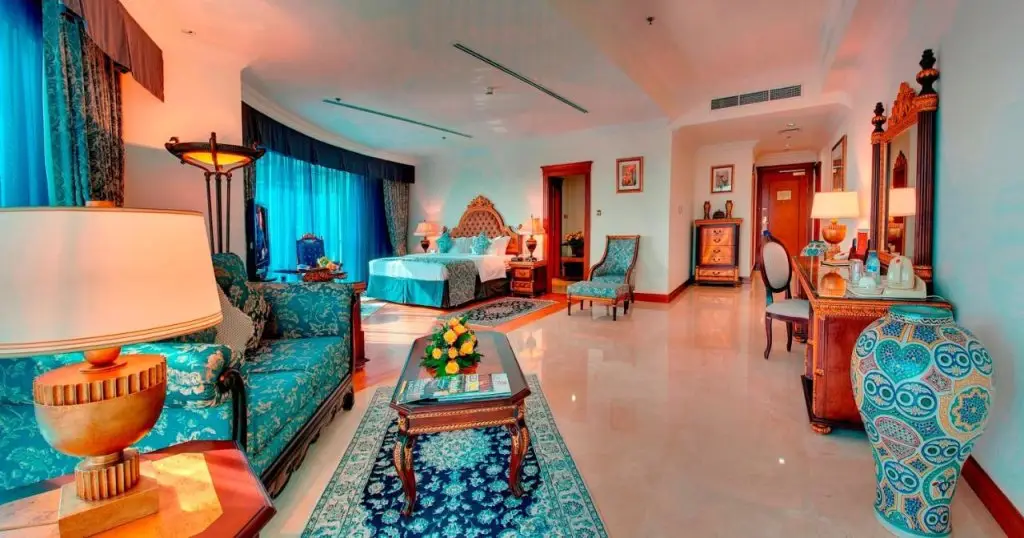 Дубай: Grand Excelsior Hotel Bur Dubai