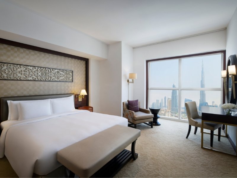 Дубай: Dusit Thani Dubai