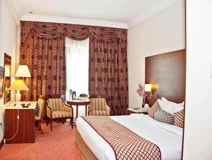 Дубай: Отель Regent Palace Hotel
