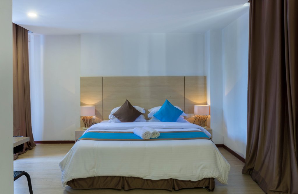 Маафуши (Атолл Каафу): Отель Aquzz Inn & Spa