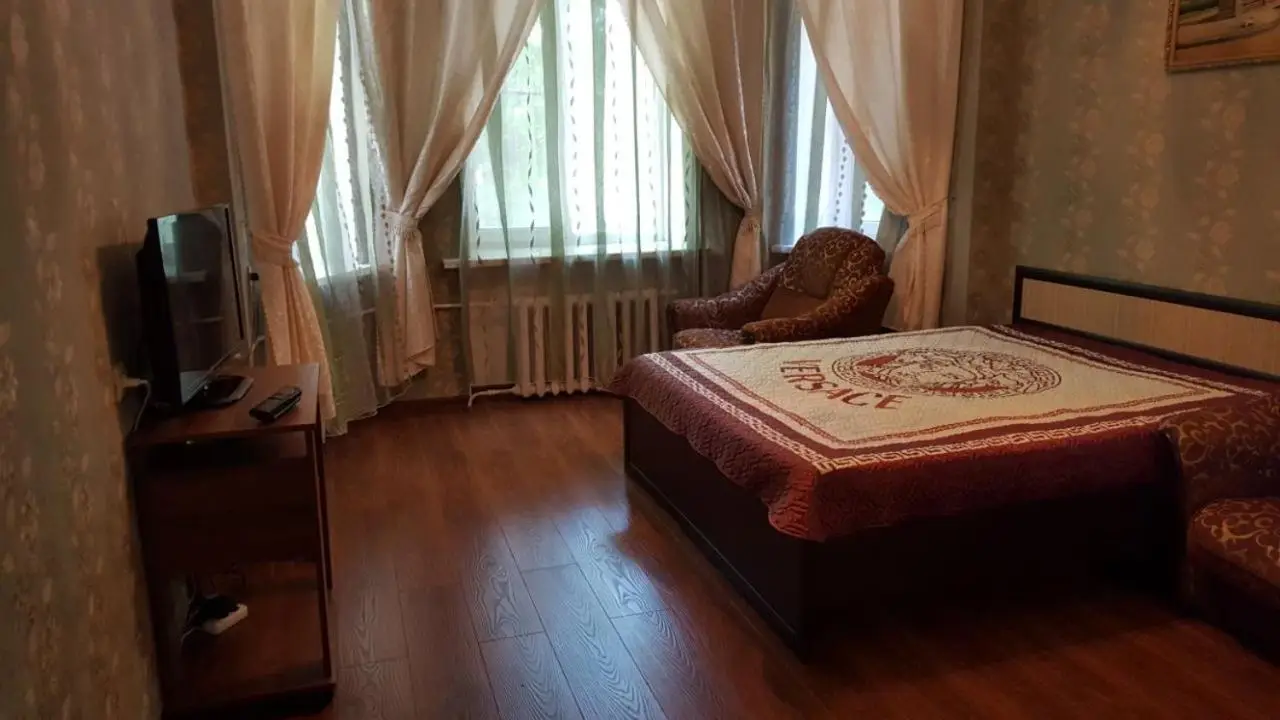Кисловодск: Apartment Gorkogo 2