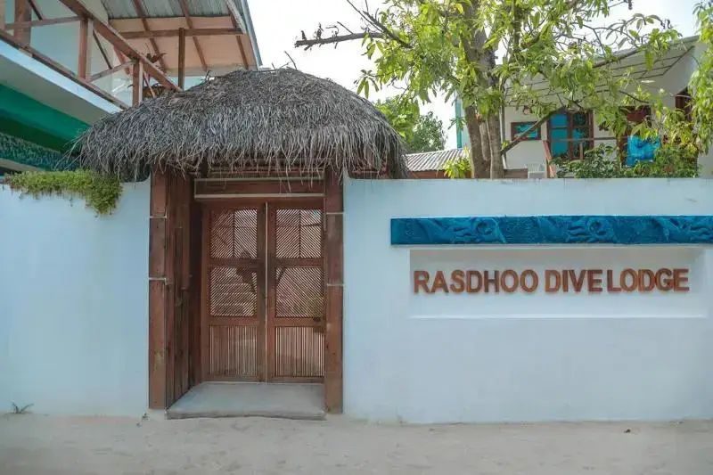 Rasdhoo Dive Lodge — фото 1