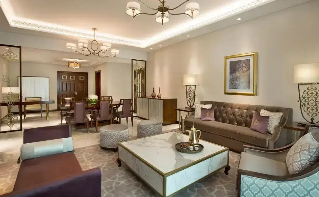 Дубай: Отель The Ritz-Carlton, Dubai