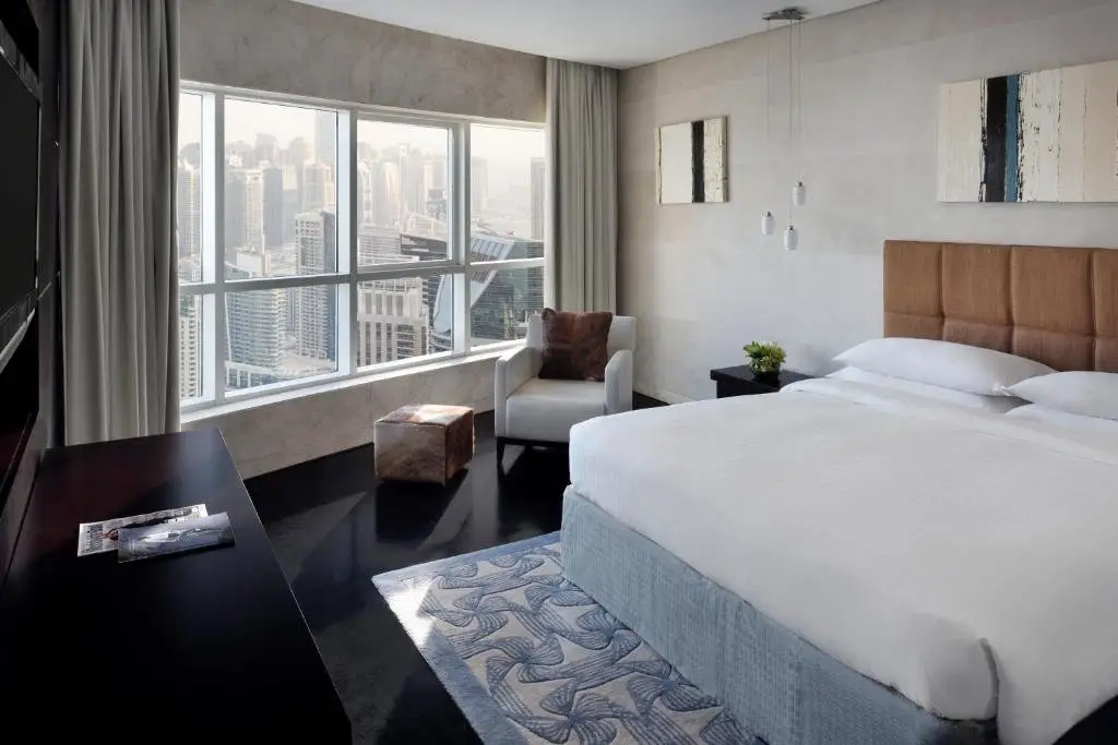 Дубай: Dubai Marriott Harbour Hotel & Suites