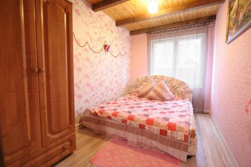 Большой Тростенец: Guest House Zayamnae