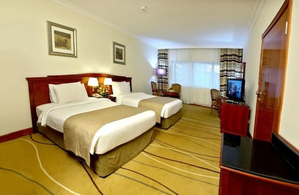 Дубай: Отель Excelsior Hotel Downtown