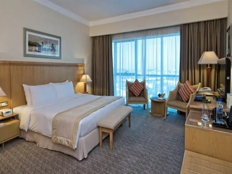 Дубай: Отель DoubleTree by Hilton Dubai Port Saeed