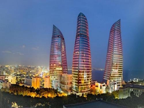 Flame Towers view apartment — фото 1