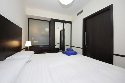 Дубай: Beautiful 1BHK in BURJ Residence 4 - 205