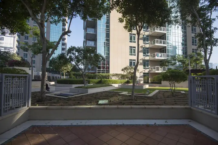 Дубай: Beautiful One Bedroom In Burj Residence 4