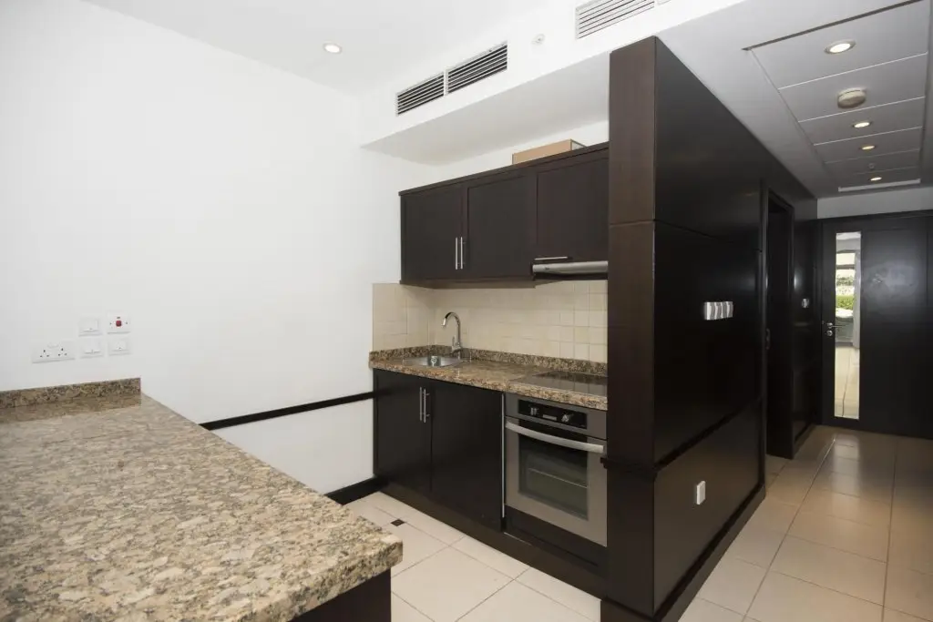 Дубай: Beautiful One Bedroom In Burj Residence 4